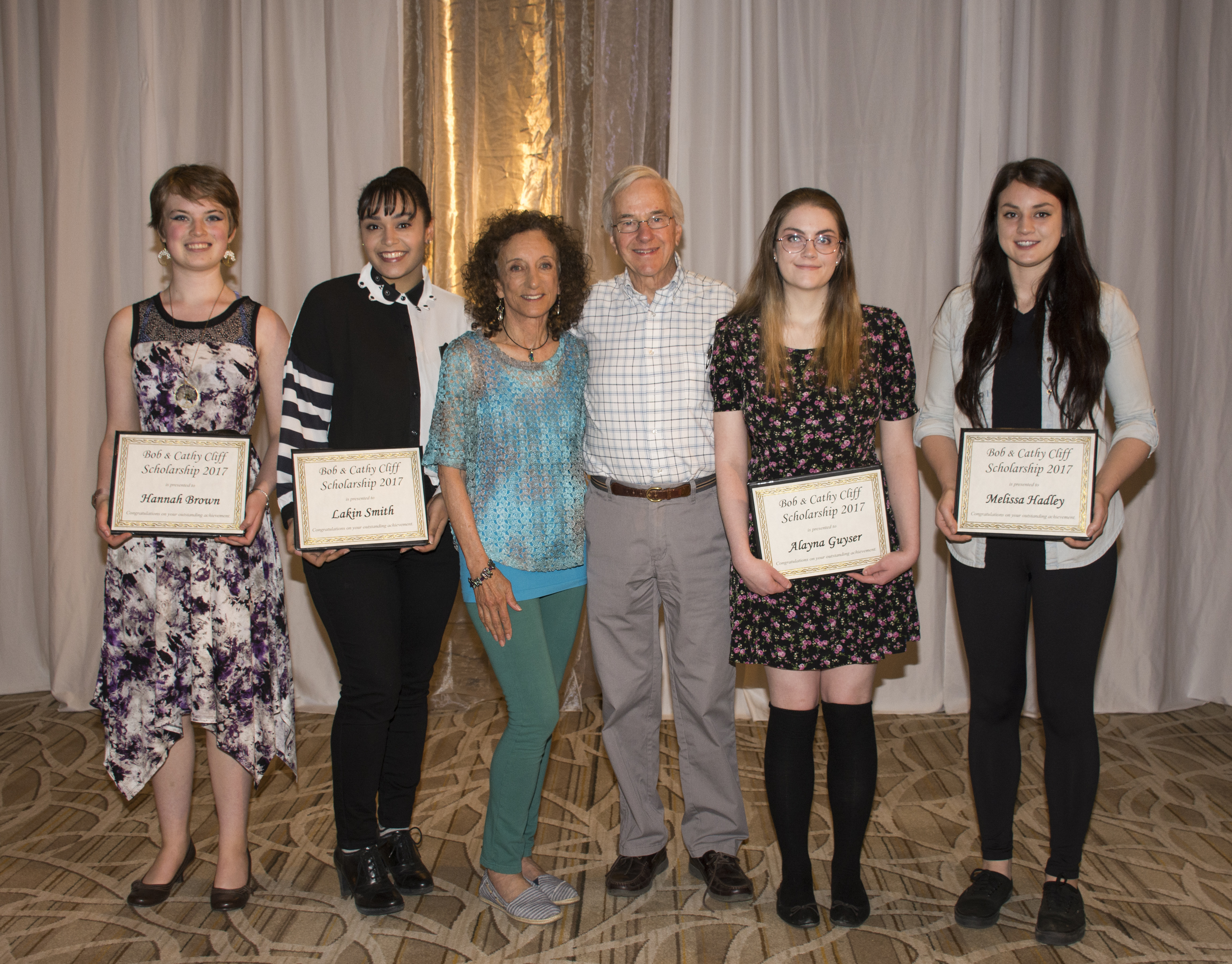 Cathy and Bob Cliff surrounded by Cliff Family scholarship winners from 2017