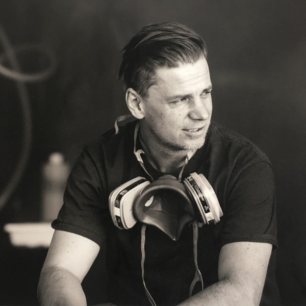 Ian Ruhter