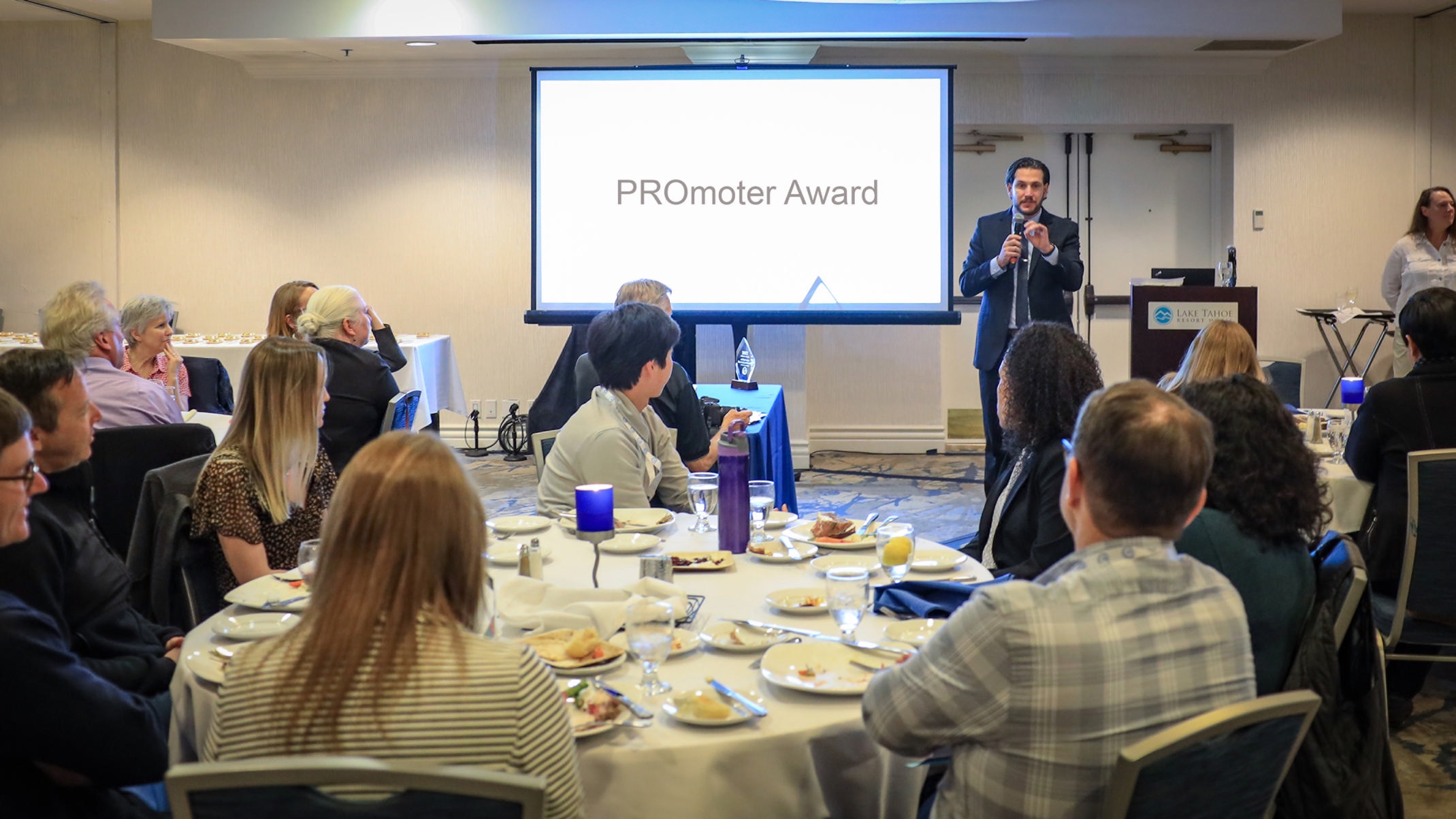 LTCC President Jeff DeFranco speaking after winning the PROmoter Award